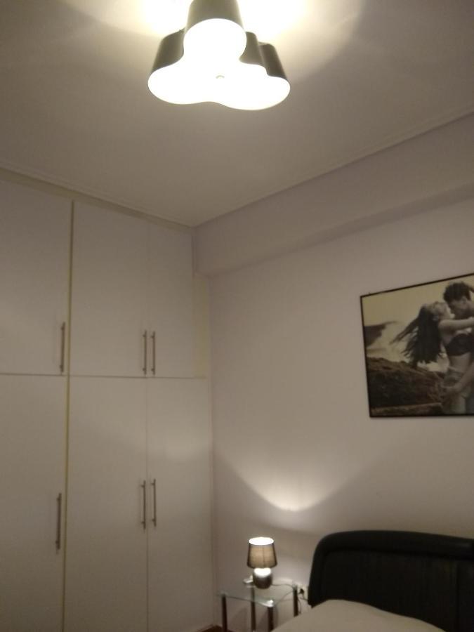 Acropolis Within 10 Minutes Walk! Classical Apartment And A Hostess At Your Side! Athen Eksteriør bilde