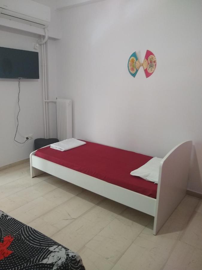 Acropolis Within 10 Minutes Walk! Classical Apartment And A Hostess At Your Side! Athen Eksteriør bilde