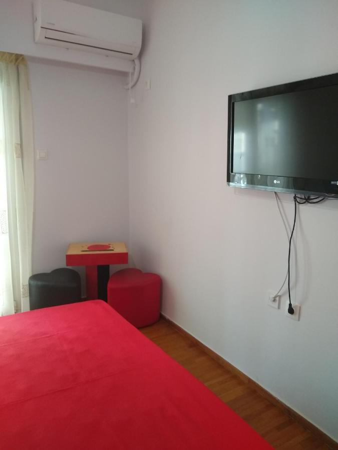 Acropolis Within 10 Minutes Walk! Classical Apartment And A Hostess At Your Side! Athen Eksteriør bilde