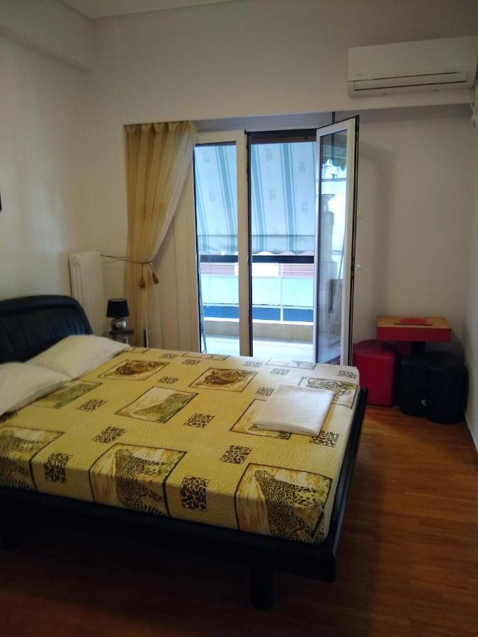 Acropolis Within 10 Minutes Walk! Classical Apartment And A Hostess At Your Side! Athen Eksteriør bilde