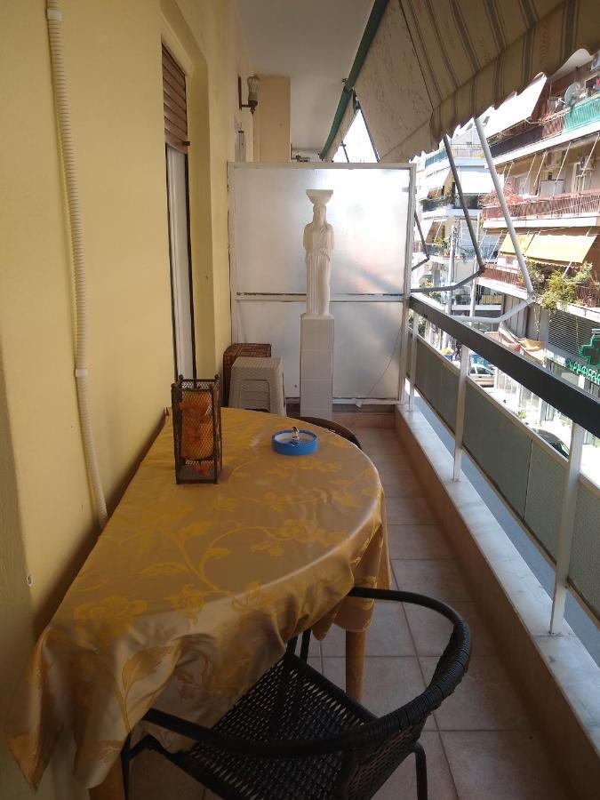 Acropolis Within 10 Minutes Walk! Classical Apartment And A Hostess At Your Side! Athen Eksteriør bilde